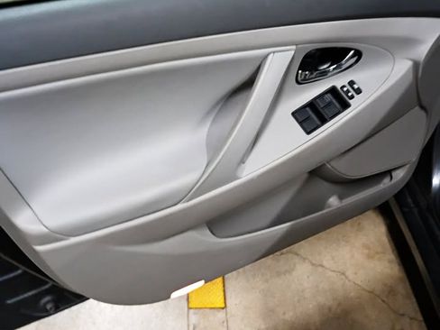 Used 2008 Toyota Camry Hybrid image 8