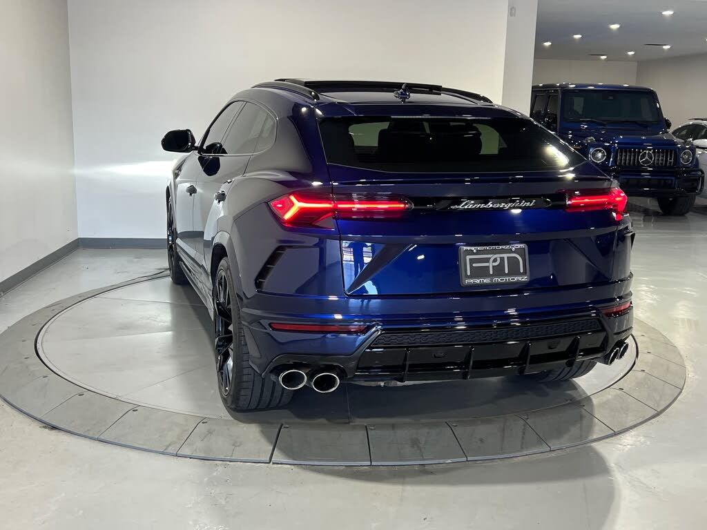 Used 2021 Lamborghini Urus AWD/4WD image 13
