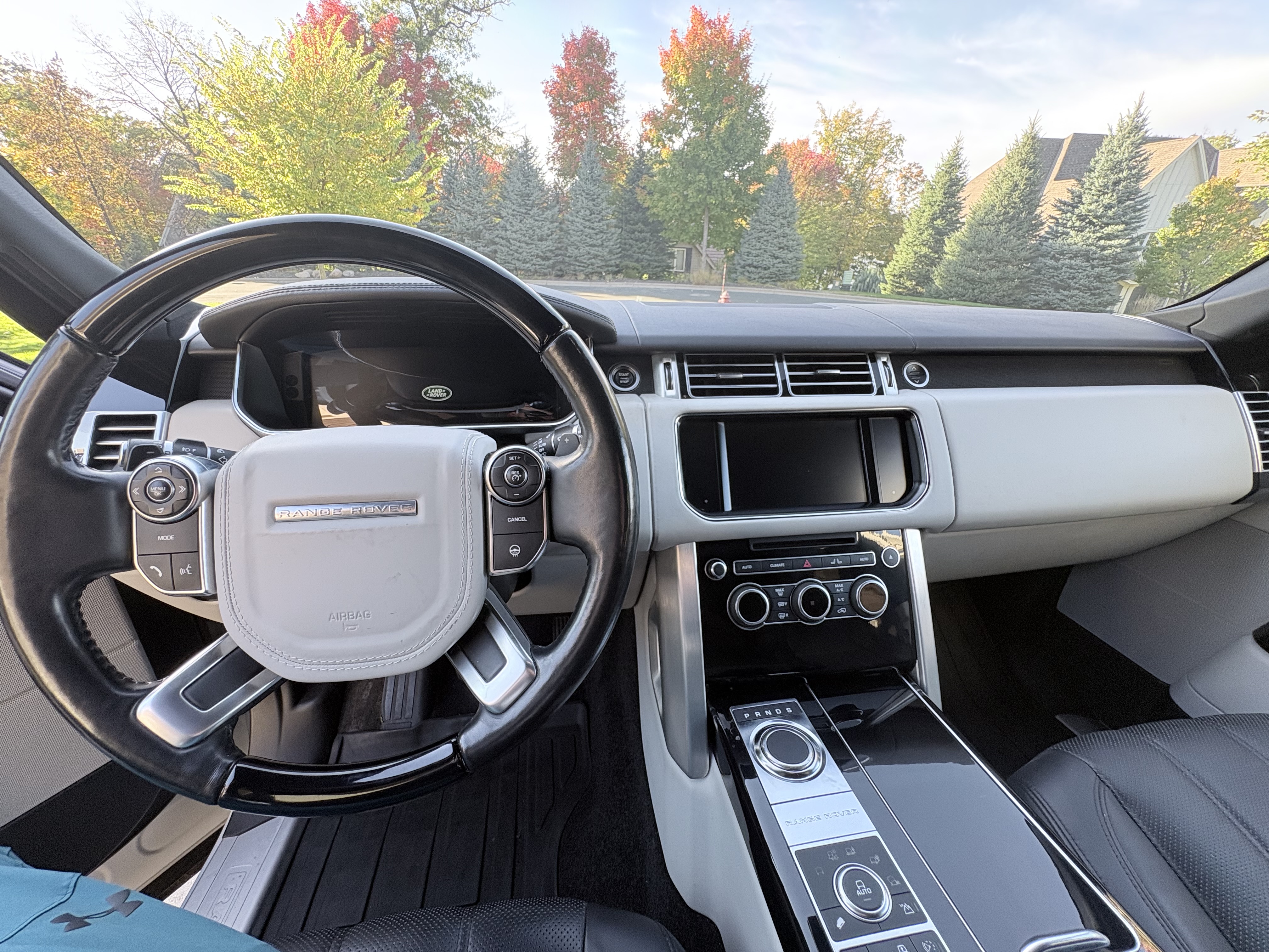 Used 2016 Land Rover Range Rover HSE AWD/4WD image 17