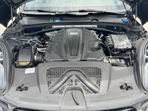 Used 2019 Porsche Macan S AWD/4WD image 31