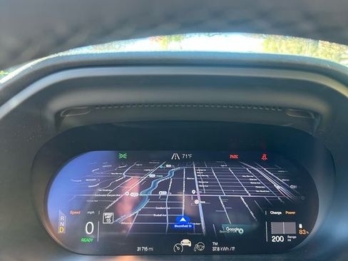 Used 2021 Polestar Polestar 2 w/ Performance Package image 9