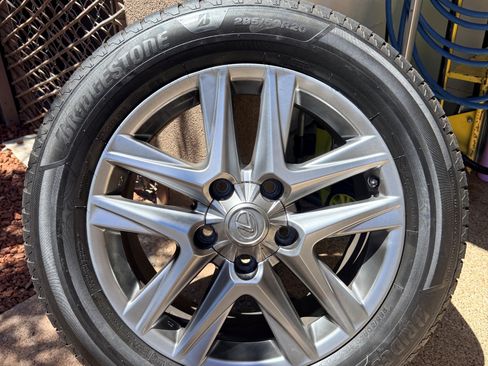 Used 2015 Lexus LX 570 4WD image 22