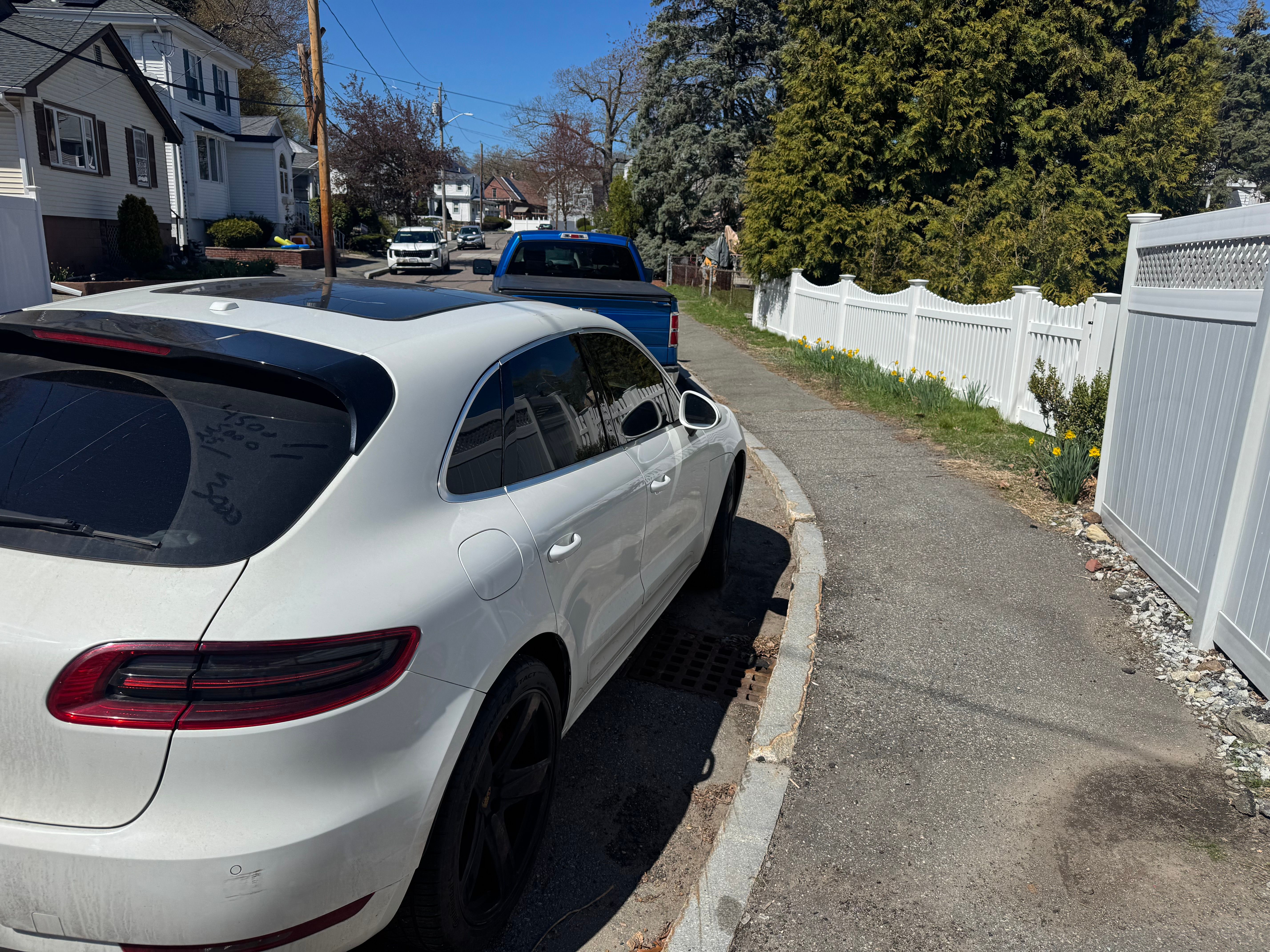 Used 2016 Porsche Macan Turbo AWD/4WD image 11