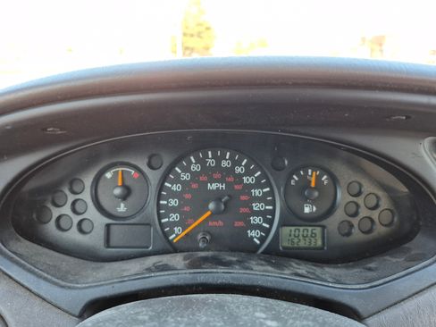 Used 2004 Ford Focus SE image 12