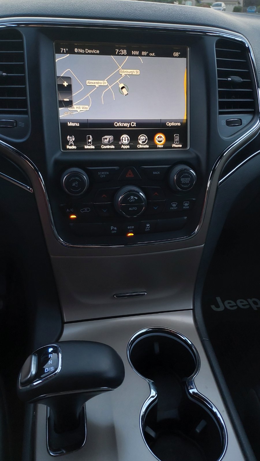 Used 2014 Jeep Grand Cherokee Limited AWD/4WD image 22