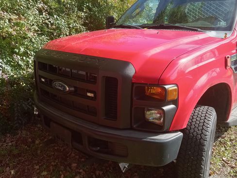 Used 2008 Ford F250 XLT image 1