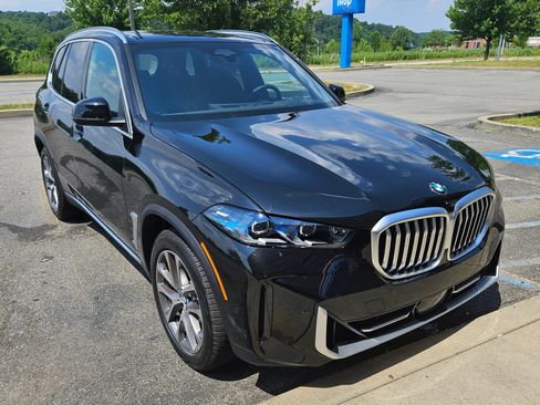 Used 2025 BMW X5 xDrive40i image 12
