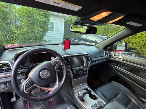 Used 2014 Jeep Grand Cherokee Limited AWD/4WD image 8