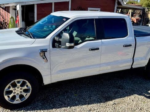 Used 2022 Ford F150 XLT w/ Max Trailer Tow Package image 9