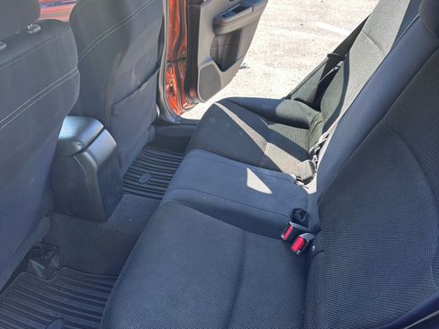 Used 2013 Subaru Crosstrek 2.0i Premium image 6