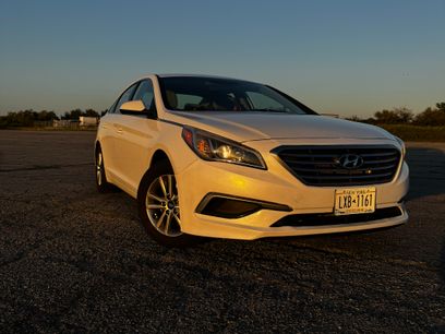 Used 2017 Hyundai Sonata SE