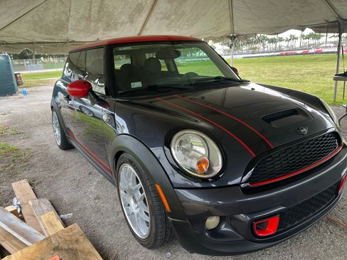 Used 2012 MINI Cooper S image 9