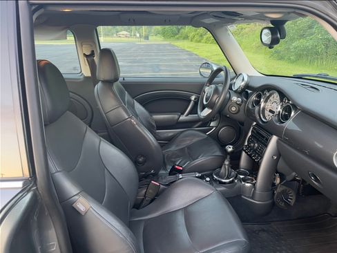 Used 2005 MINI Cooper S image 14