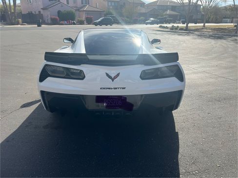 Used 2016 Chevrolet Corvette Z06 w/ Z07 Performance Package image 6