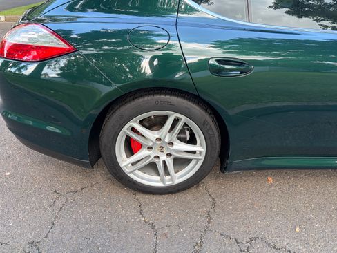 Used 2010 Porsche Panamera 4S AWD/4WD image 15