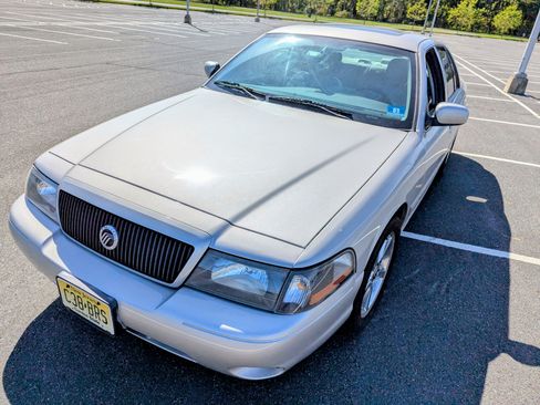 Used 2004 Mercury Marauder image 9