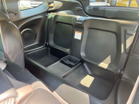 Used 2015 Honda CR-Z EX image 13