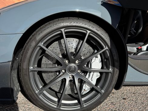 Used 2016 McLaren 675LT Coupe image 17