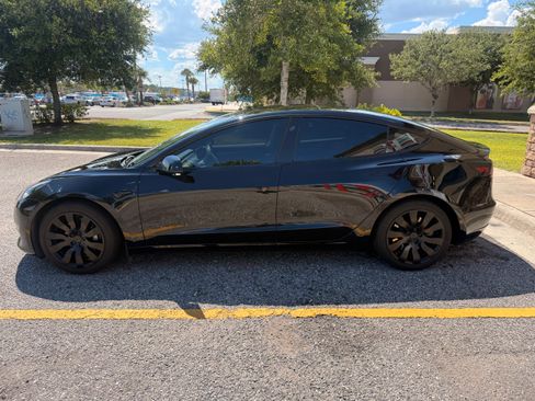 Used 2021 Tesla Model 3 Standard Range Plus RWD image 8