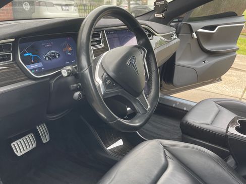 Used 2016 Tesla Model S P90D image 11