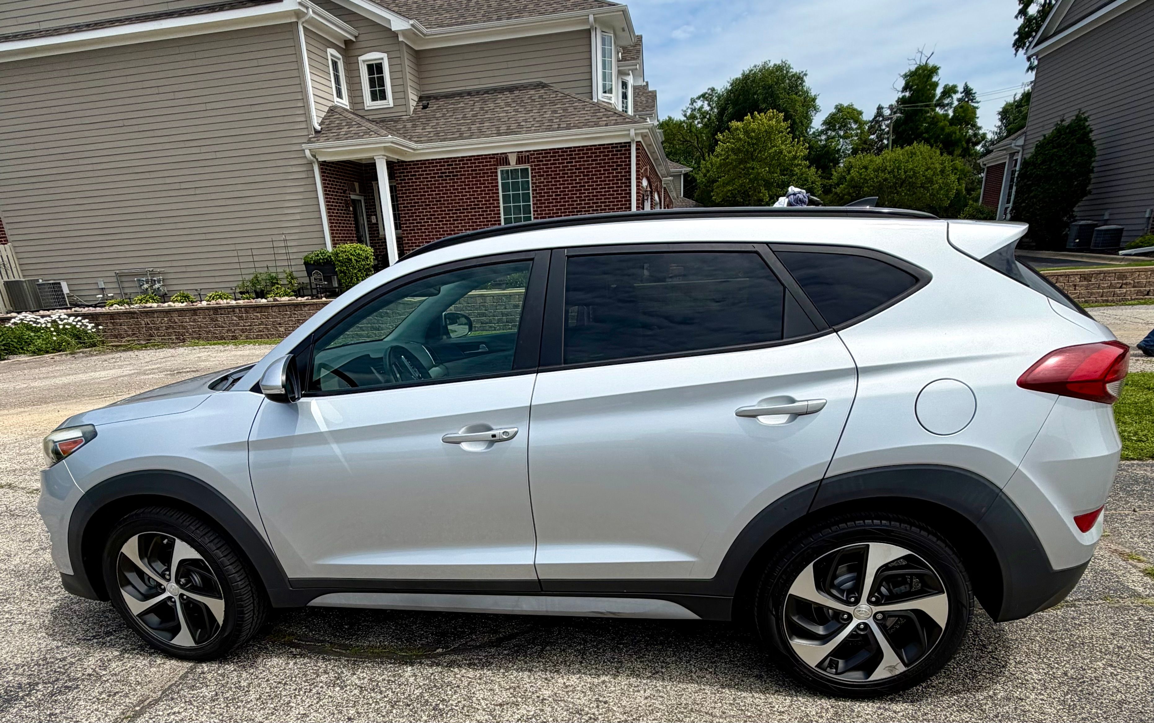 Used 2018 Hyundai Tucson Value AWD/4WD image 1