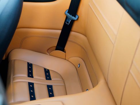 Used 2015 Ferrari California T image 22