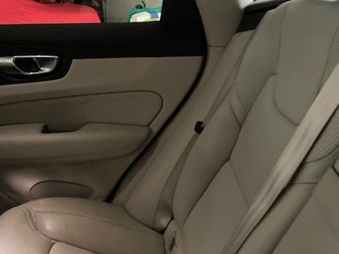 Used 2019 Volvo XC60 T5 Inscription AWD/4WD image 26