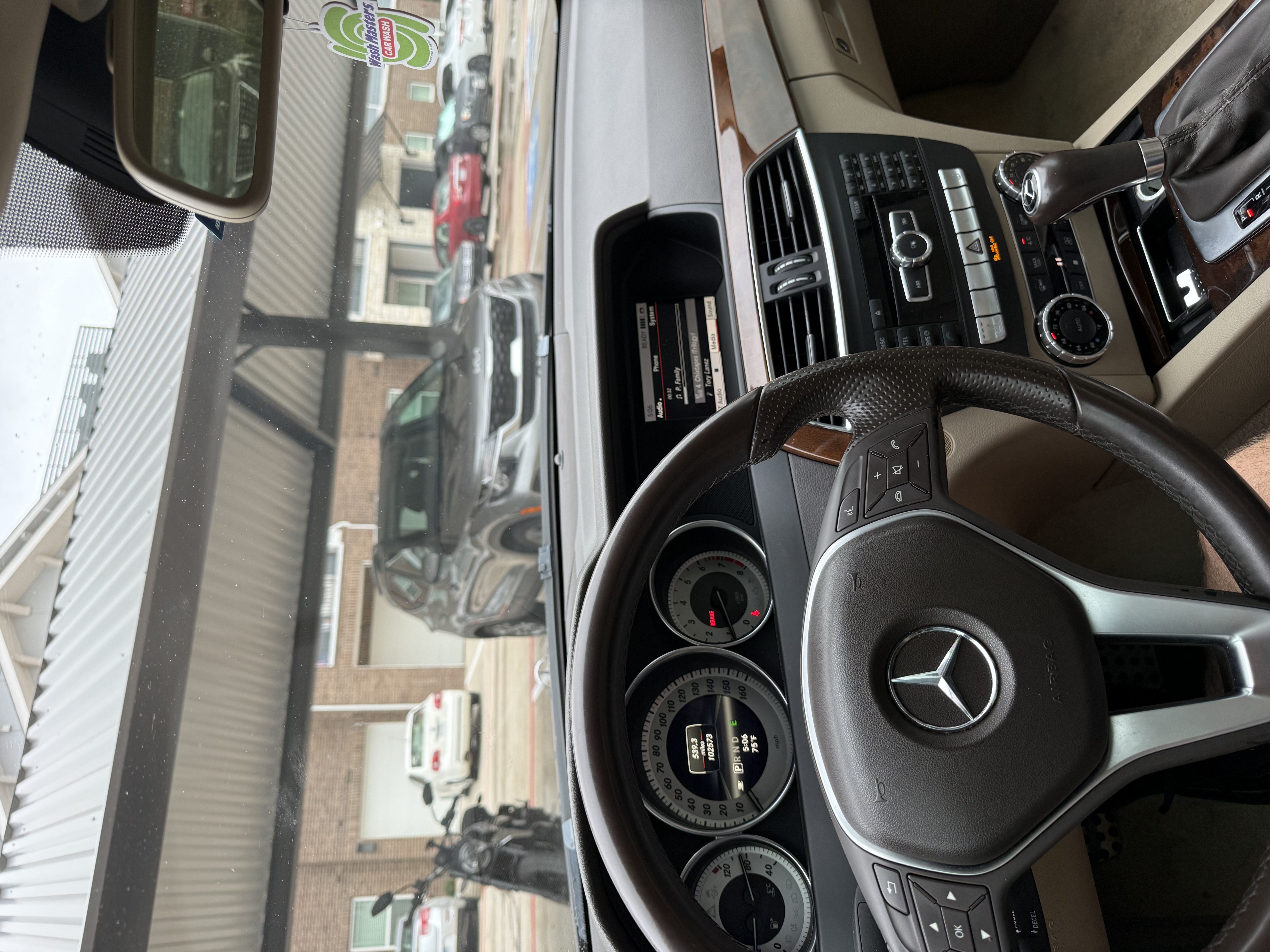 Used 2013 Mercedes-Benz C 250 Sedan image 6