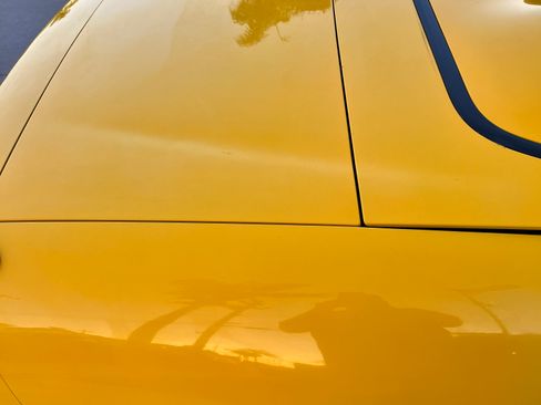 Used 2000 Chevrolet Corvette Convertible w/ Performance Handling Pkg image 13