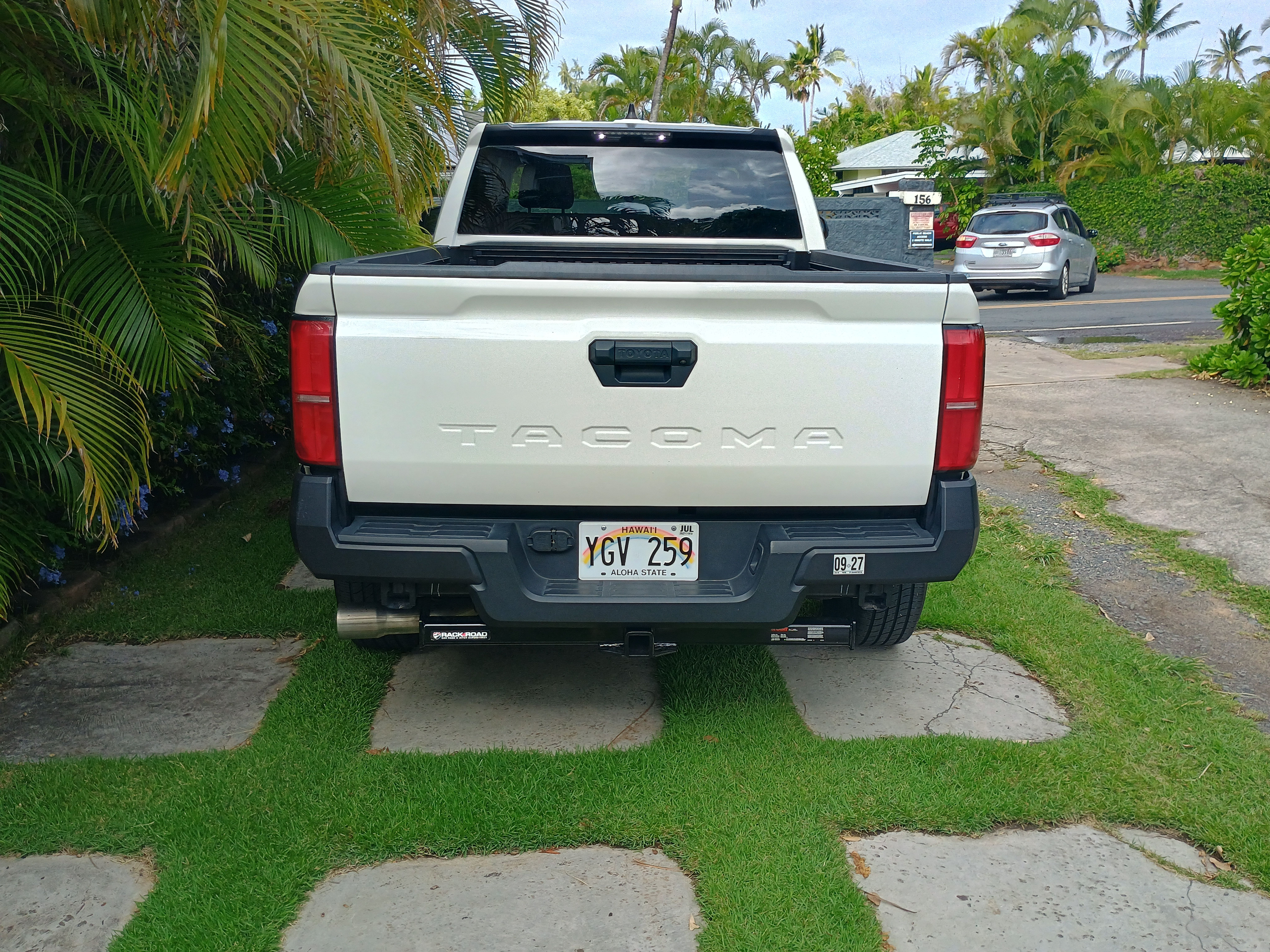 Used 2025 Toyota Tacoma SR RWD image 6