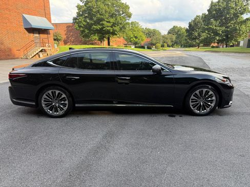 Used 2021 Lexus LS 500 w/ Accessory Package (Z1) RWD image 22