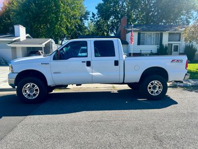 Used 2005 Ford F250 Lariat