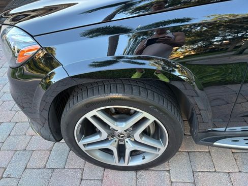 Used 2017 Mercedes-Benz GLS 550 4MATIC image 9