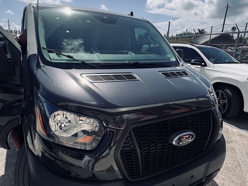 Used 2024 Ford Transit 250 Low Roof w/ Load Area Protection Package RWD image 5