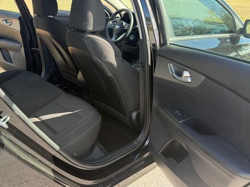 Used 2021 Kia Forte LXS image 5