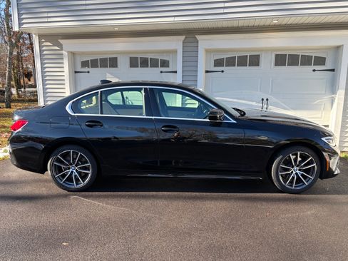 Used 2021 BMW 330i xDrive Sedan image 4