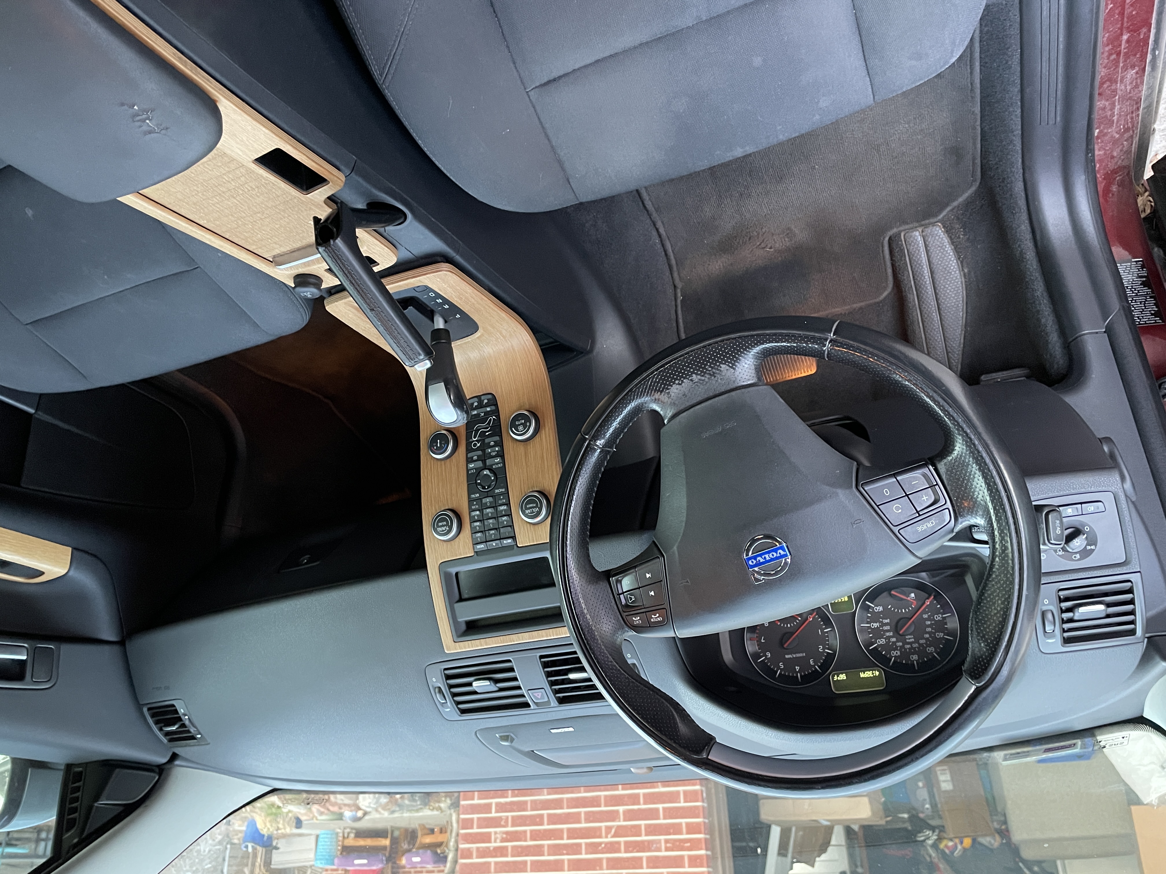 Used 2011 Volvo C30 FWD image 12