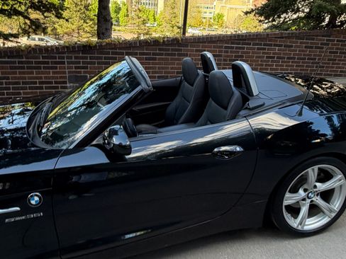 Used 2016 BMW Z4 sDrive35i RWD image 11