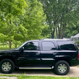 Used 2004 Cadillac Escalade AWD image 13