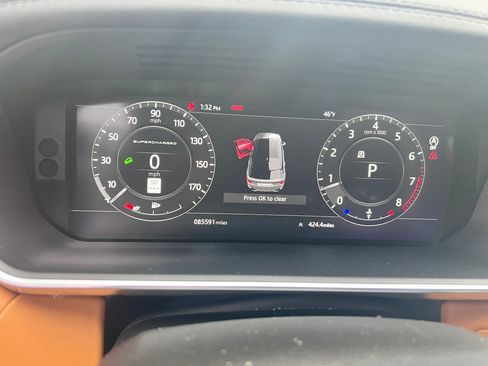 Used 2018 Land Rover Range Rover Sport Supercharged image 12