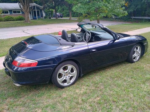 Used 2003 Porsche 911 Cabriolet image 15