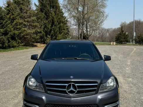Used 2014 Mercedes-Benz C 300 4MATIC Sedan image 2