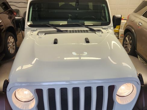 Used 2019 Jeep Wrangler Unlimited Sport S image 4