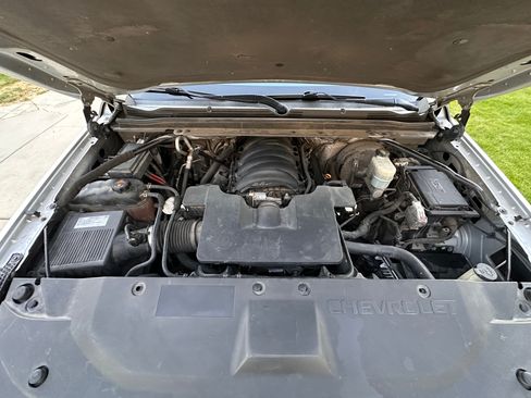 Used 2015 Chevrolet Suburban LS w/ Max Trailering Package image 20