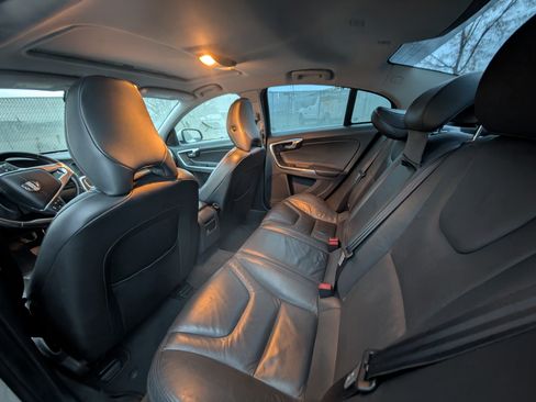 Used 2012 Volvo S60 T5 image 14