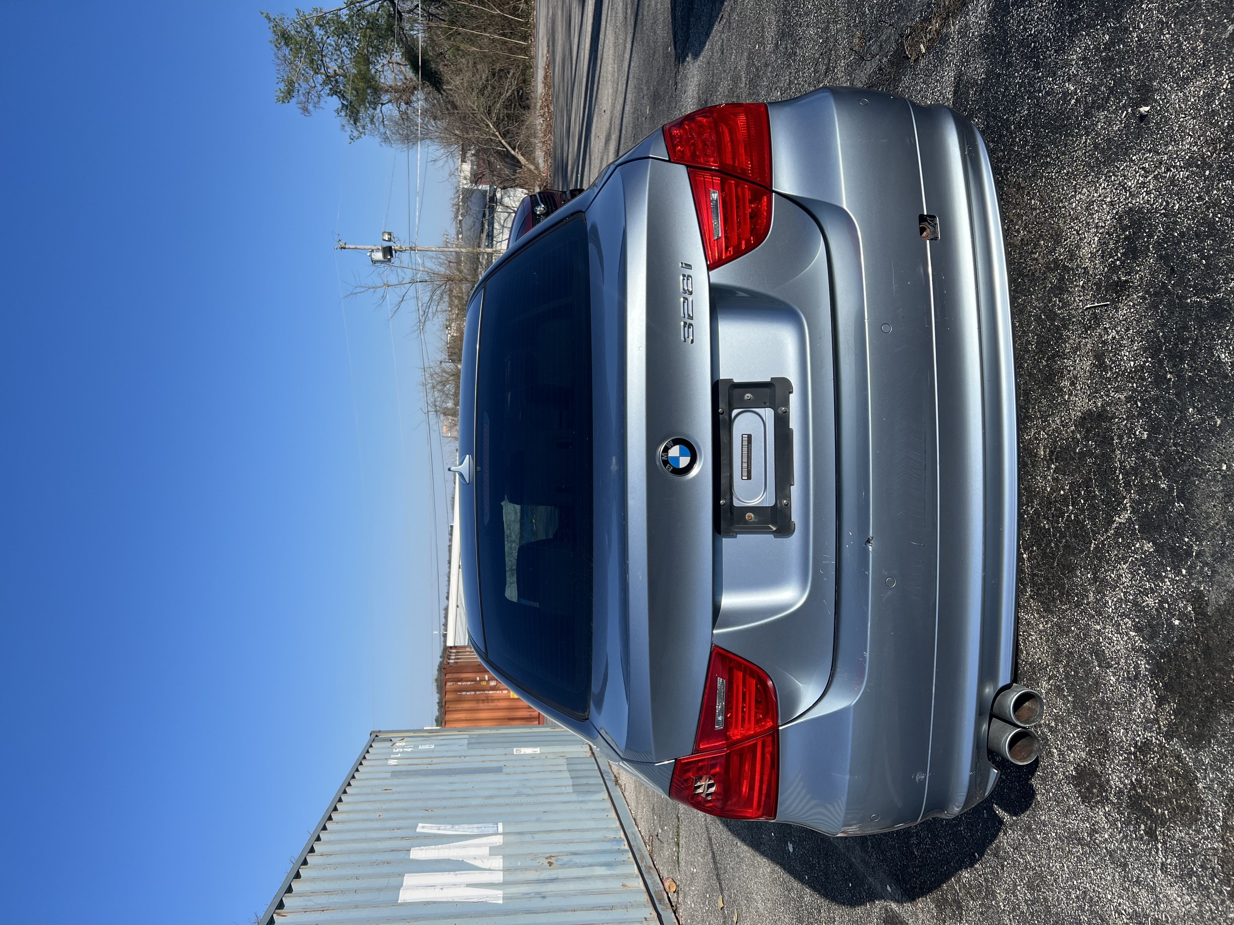 Used 2011 BMW 328i xDrive Sedan AWD/4WD image 8