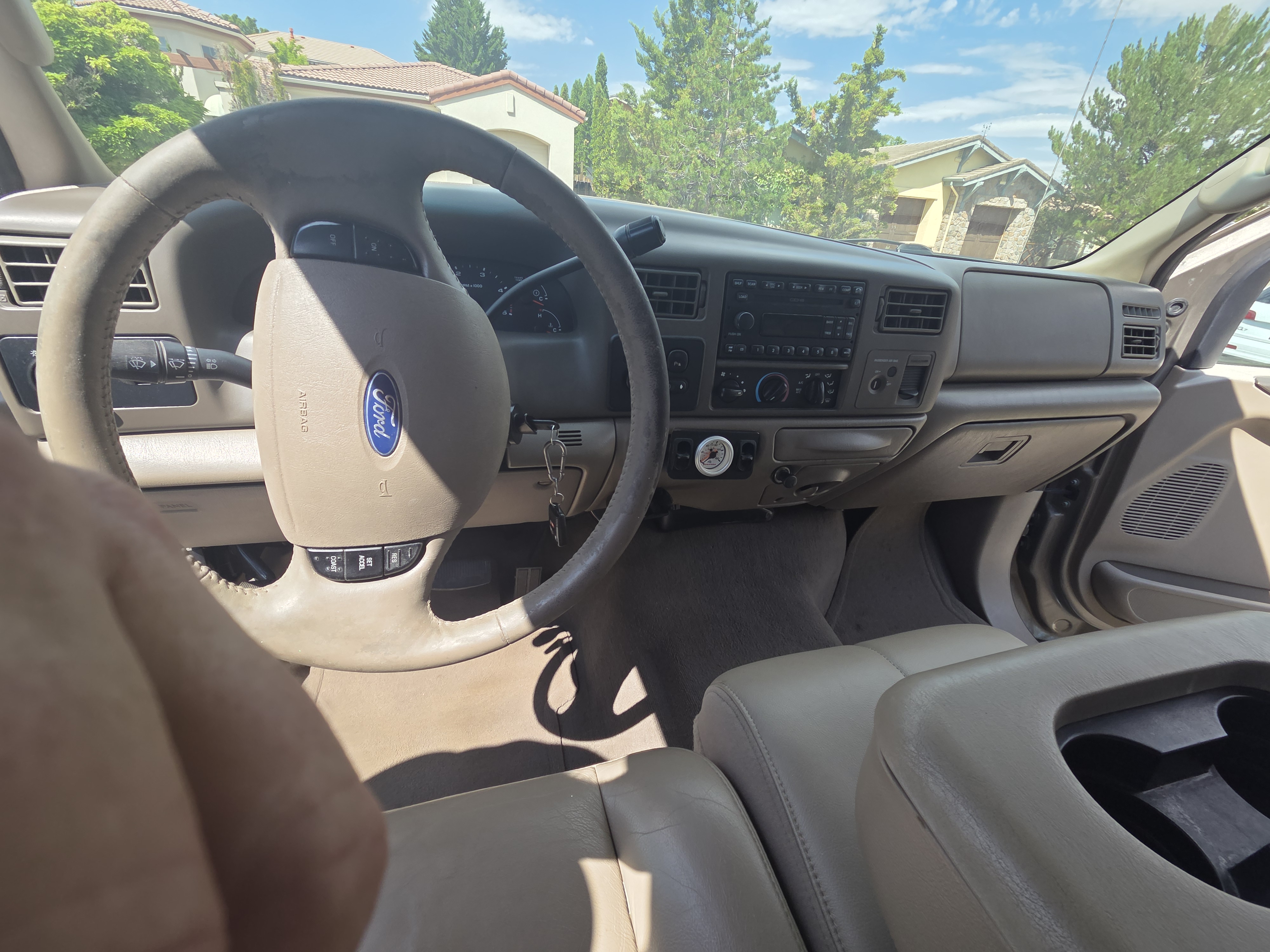 Used 2004 Ford F350 Lariat AWD/4WD image 6