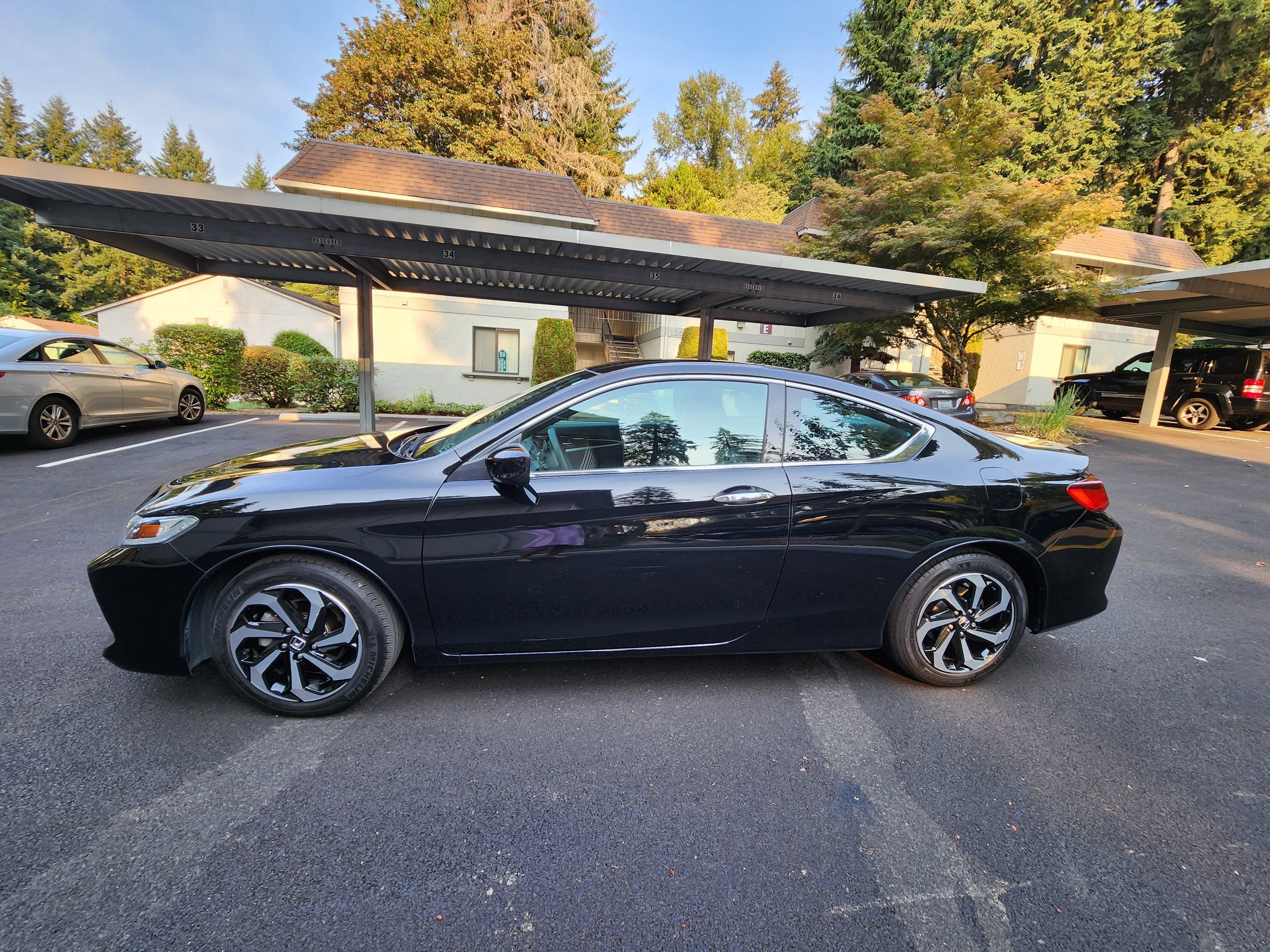 Used 2017 Honda Accord LX-S image 2