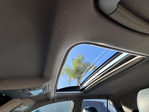 Used 2004 Lexus RX 330 AWD image 24