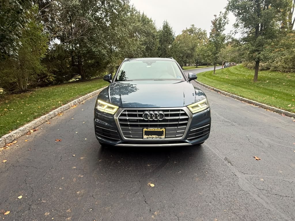 Used 2018 Audi Q5 2.0T Premium Plus w/ Premium Plus Package AWD/4WD image 4